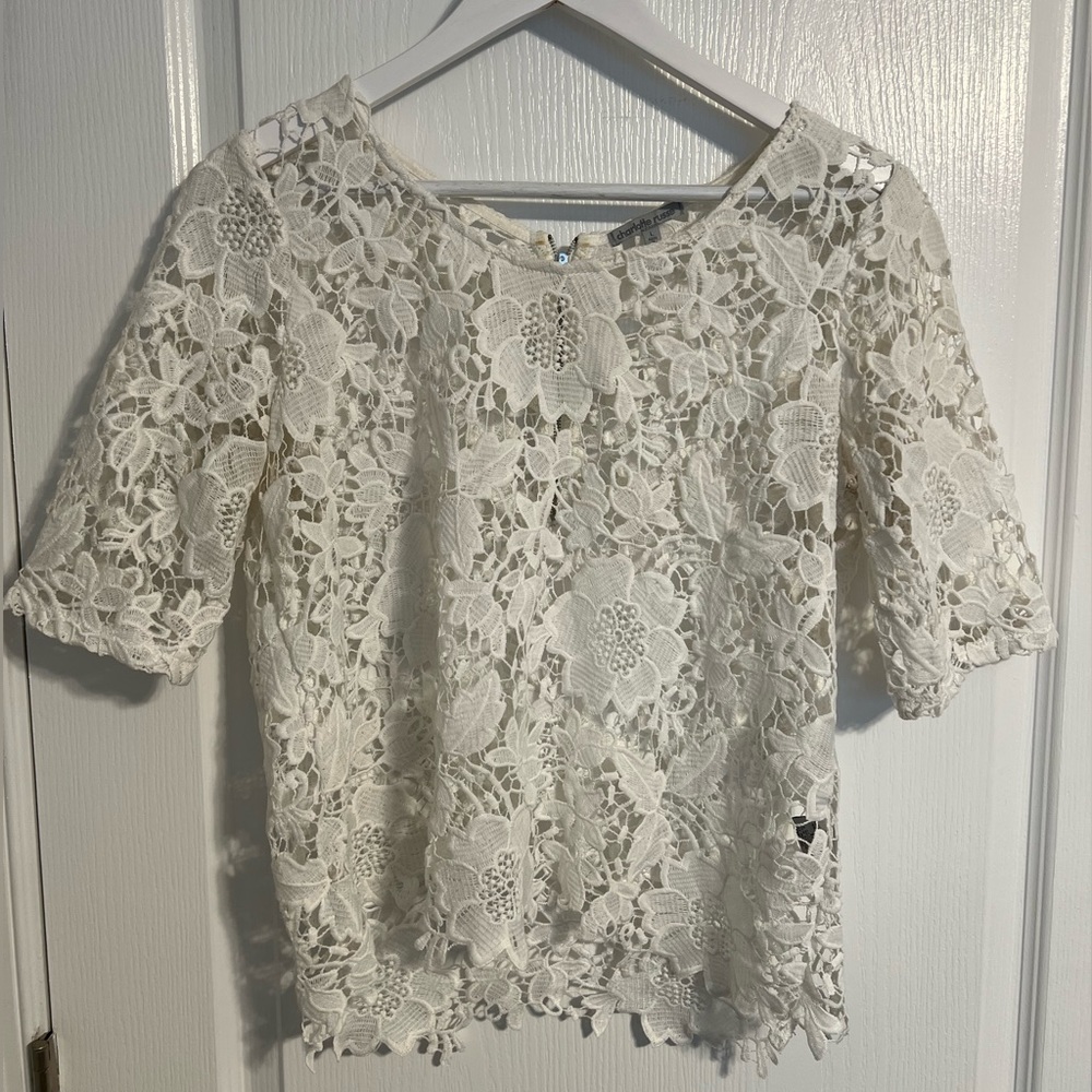 Lace white Charlotte Russe top large zipper back detail